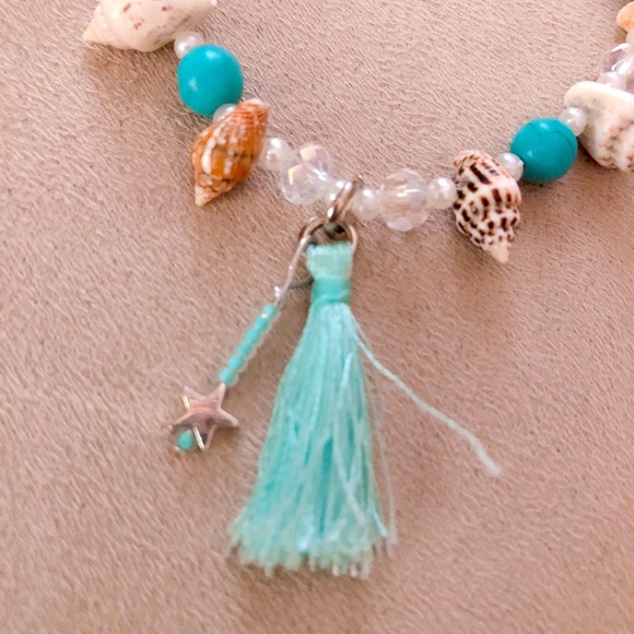Seashell 🐚 bracelet - Picture 2 of 5